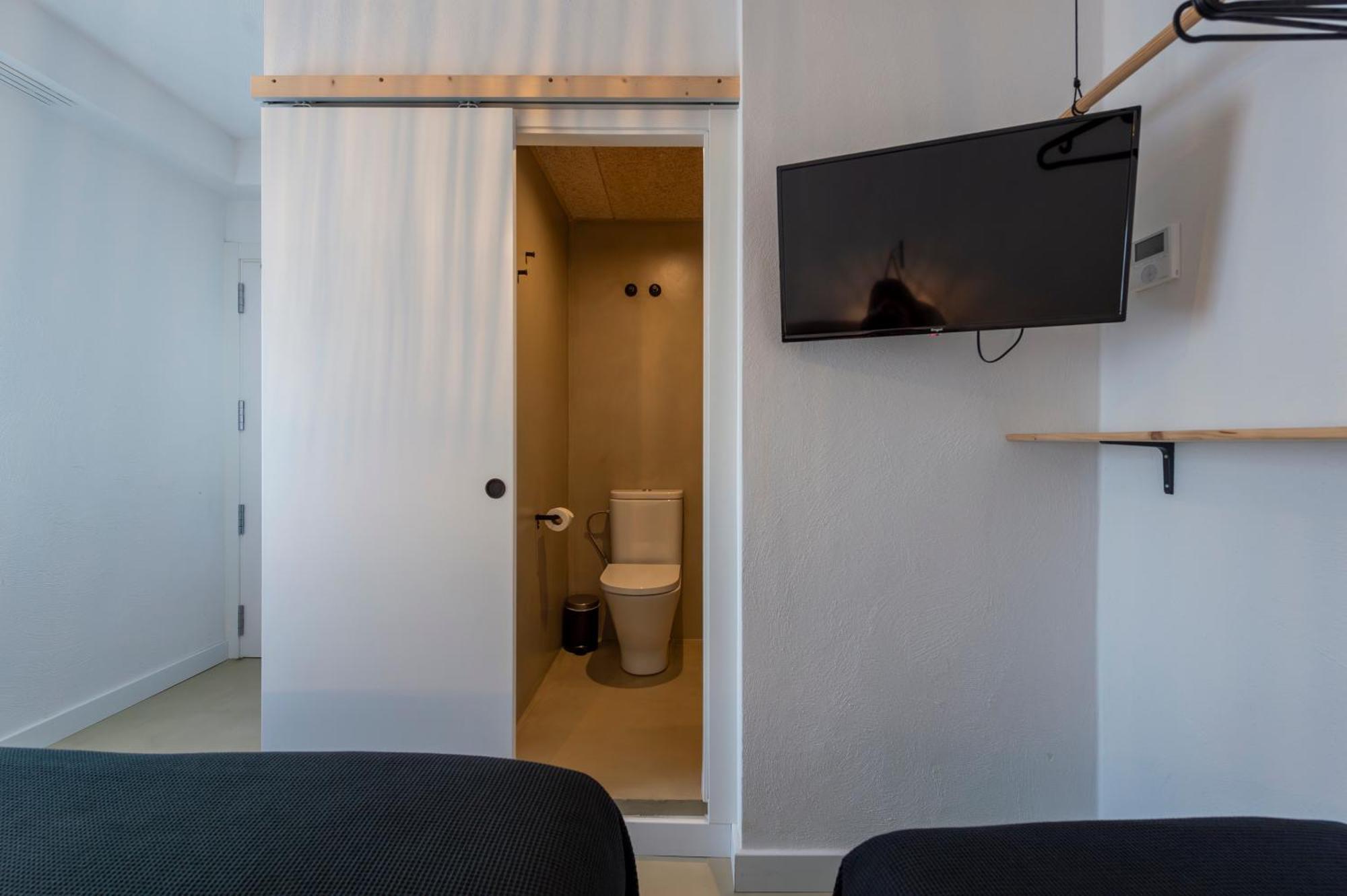 Hostal Boutique Es Menut Tossa de Mar Exteriör bild