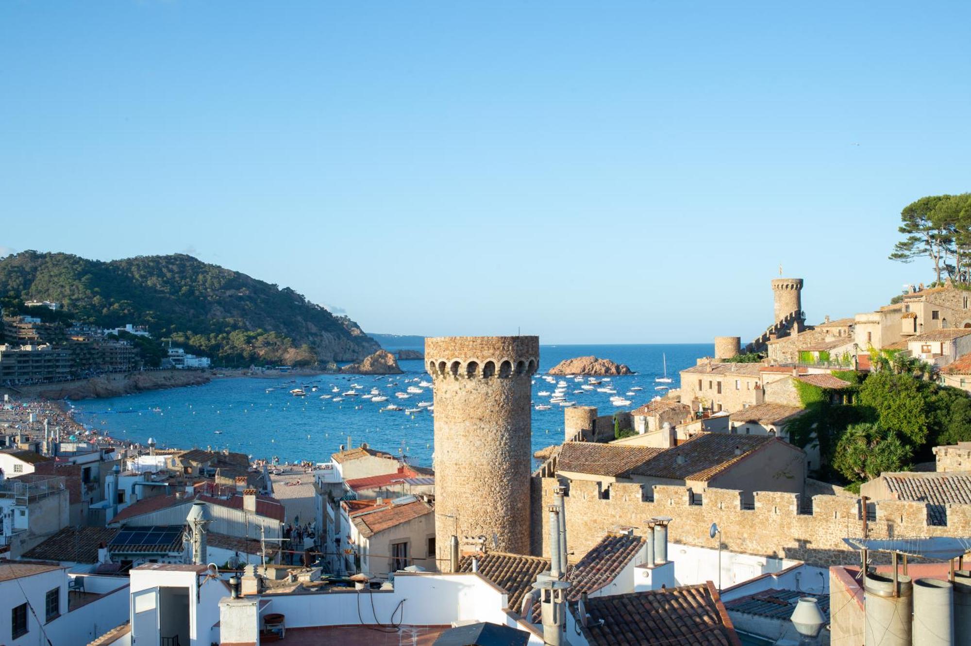 Hostal Boutique Es Menut Tossa de Mar Exteriör bild