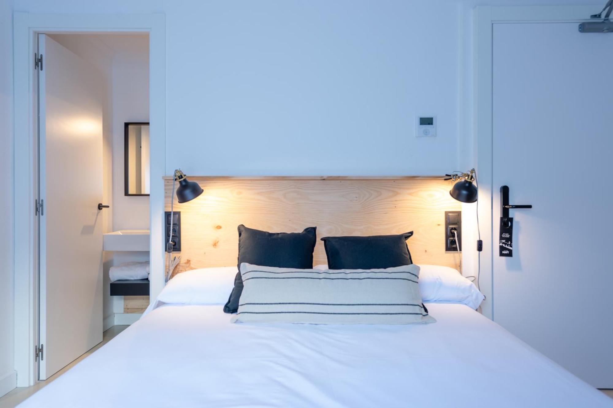 Hostal Boutique Es Menut Tossa de Mar Exteriör bild