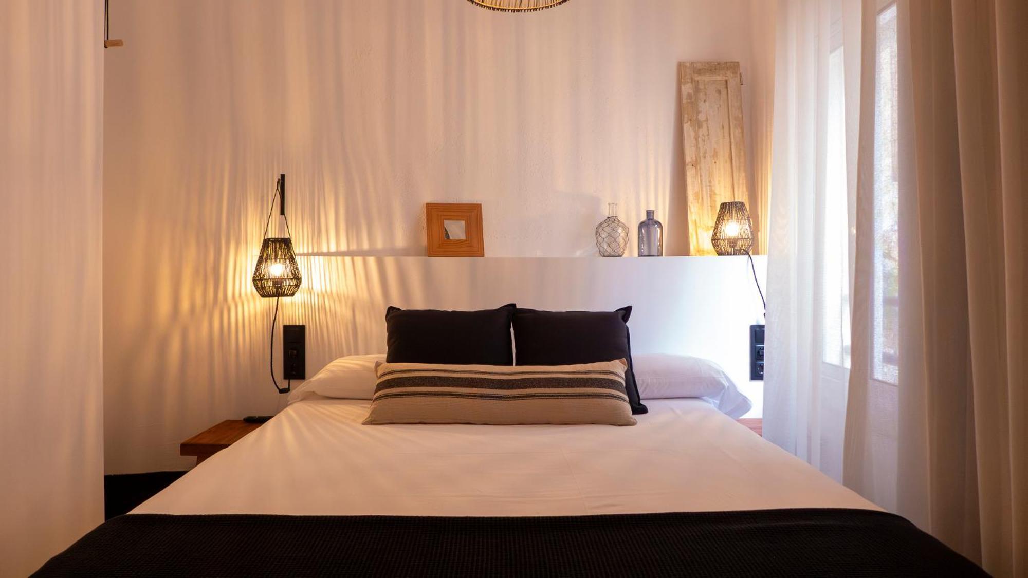 Hostal Boutique Es Menut Tossa de Mar Exteriör bild