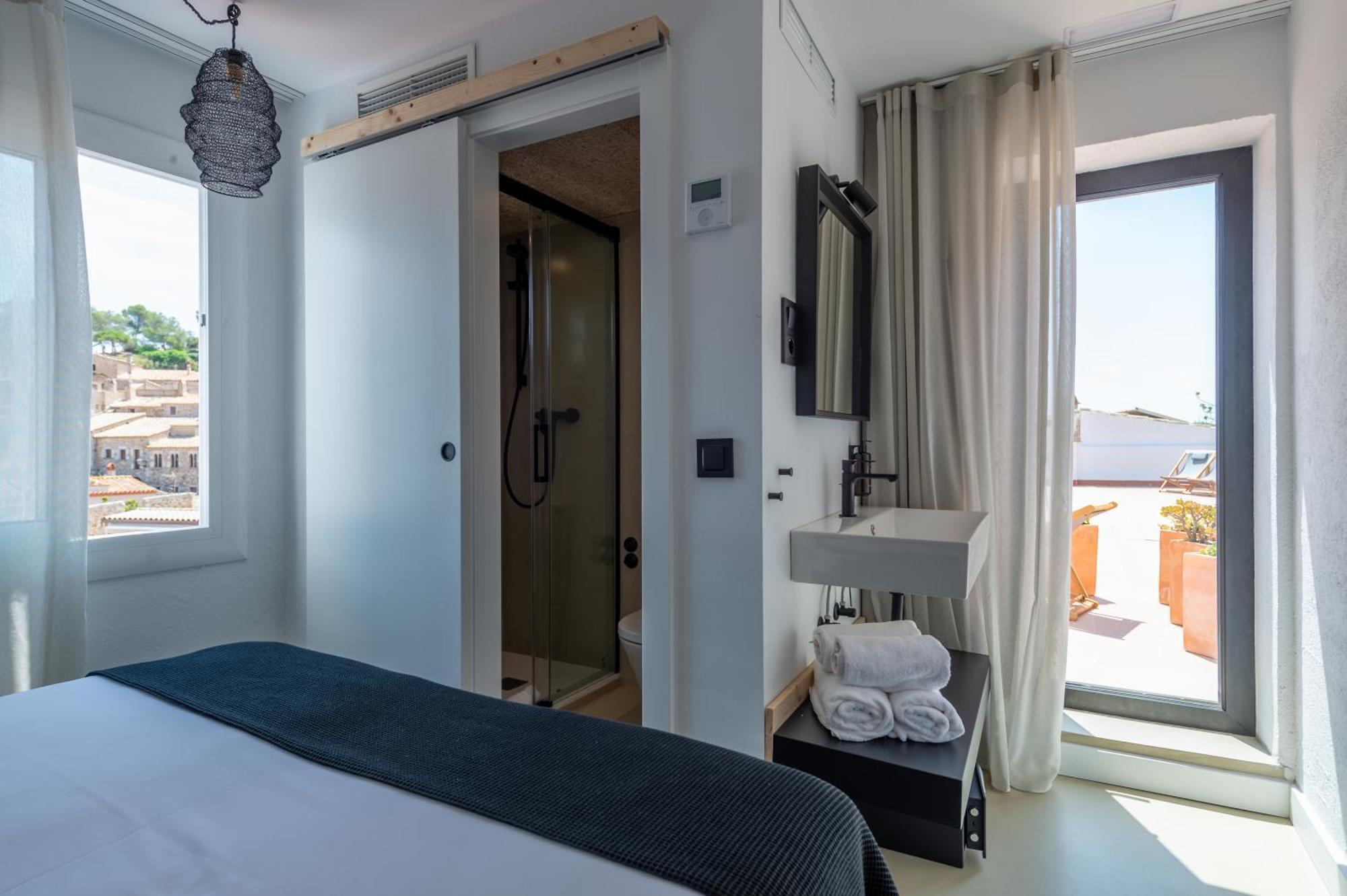 Hostal Boutique Es Menut Tossa de Mar Exteriör bild