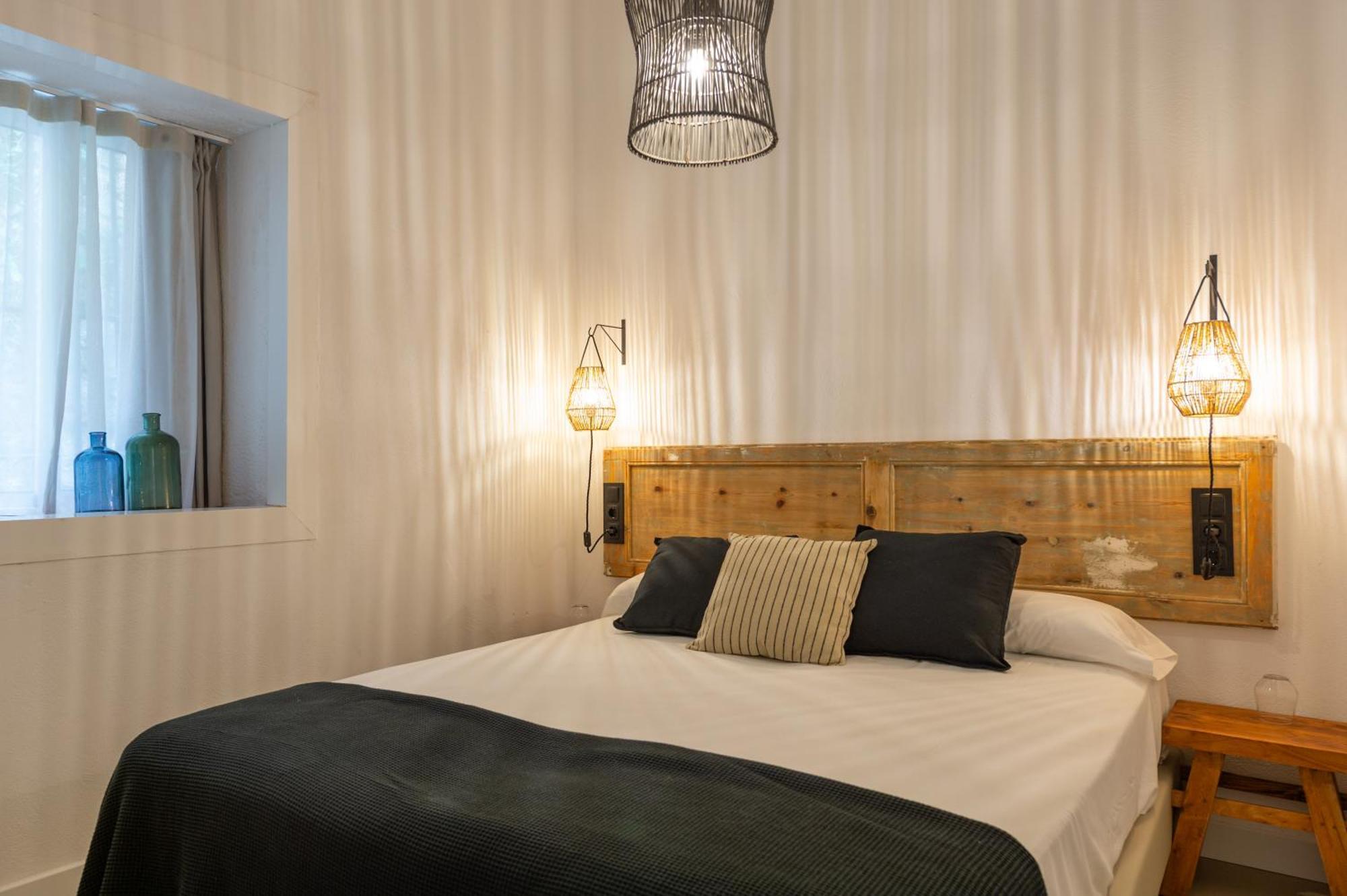 Hostal Boutique Es Menut Tossa de Mar Exteriör bild